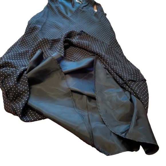 Classic Style Navy ALine PatternDress -V Neck- Size 16P- VClosure back panel NWT - Picture 3 of 15